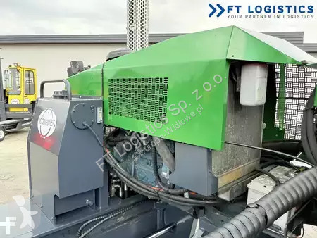 رافعة شوكية متعددة الاتجاهات Combilift