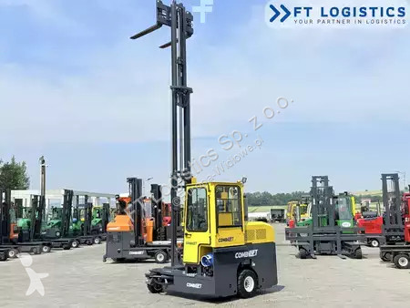 Stivuitor multidirectional Combilift