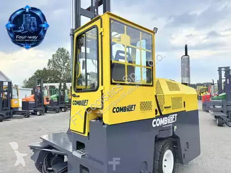 Многопосочен кар Combilift