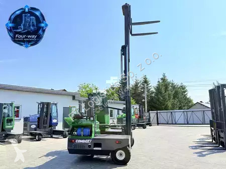Многоходовой погрузчик Combilift