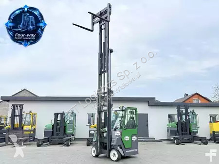 Многоходовой погрузчик Combilift