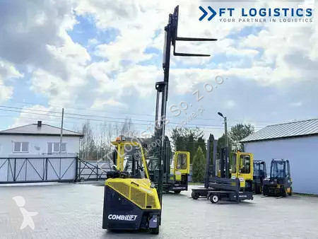 رافعة شوكية متعددة الاتجاهات Combilift
