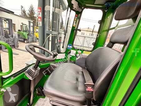 Stivuitor multidirectional Combilift