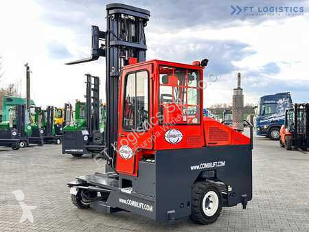 Stivuitor multidirectional Combilift