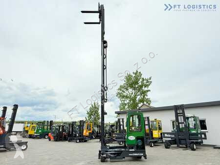 Stivuitor multidirectional Combilift
