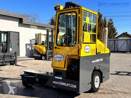 Stivuitor multidirectional Combilift