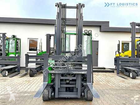 Stivuitor multidirectional Combilift