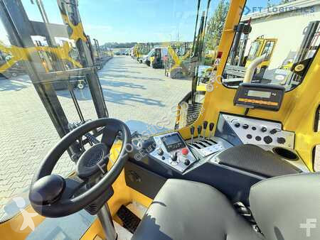 Stivuitor multidirectional Combilift