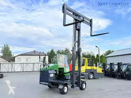 Štvorcestný vysokozdvižný vozík Combilift