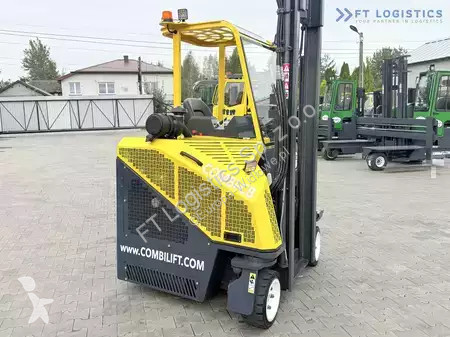 Štvorcestný vysokozdvižný vozík Combilift