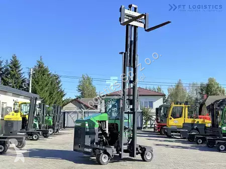 Štvorcestný vysokozdvižný vozík Combilift