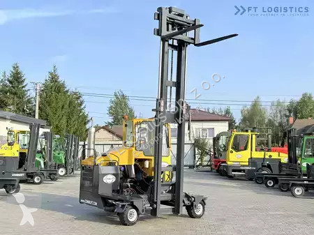 Štvorcestný vysokozdvižný vozík Combilift