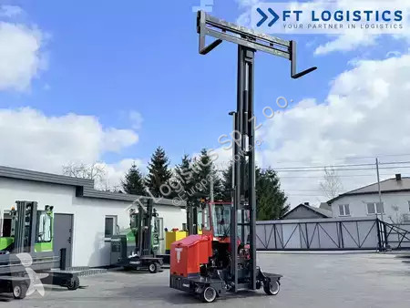 Štvorcestný vysokozdvižný vozík Combilift
