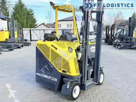 Štvorcestný vysokozdvižný vozík Combilift