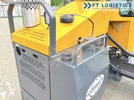 Štvorcestný vysokozdvižný vozík Combilift