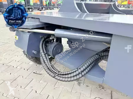 Многопосочен кар Combilift