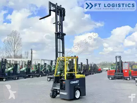 رافعة شوكية متعددة الاتجاهات Combilift