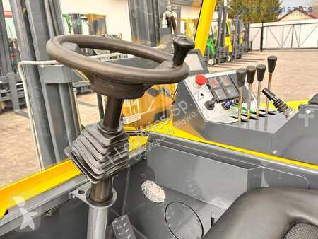 Stivuitor multidirectional Combilift