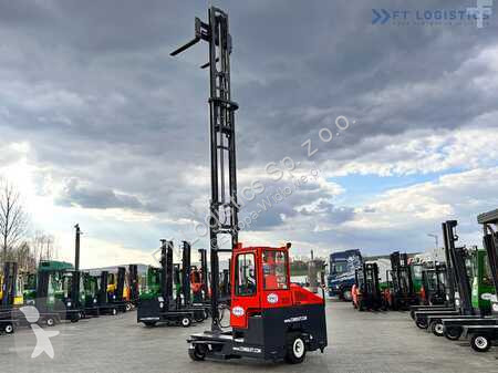 Stivuitor multidirectional Combilift