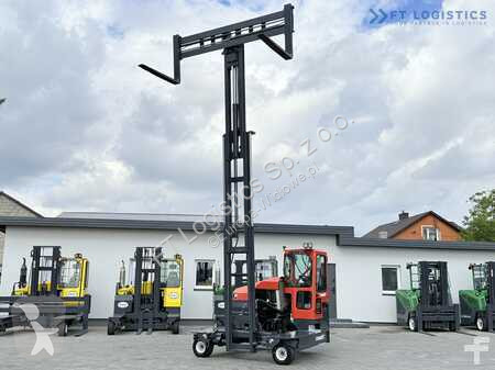 Stivuitor multidirectional Combilift