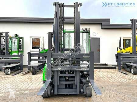 Stivuitor multidirectional Combilift