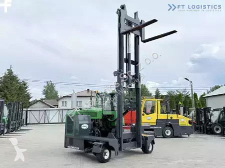 Štvorcestný vysokozdvižný vozík Combilift