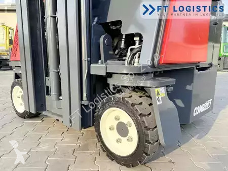 Štvorcestný vysokozdvižný vozík Combilift