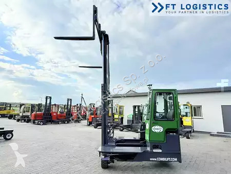 Многопосочен кар Combilift