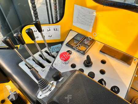 Stivuitor multidirectional Combilift