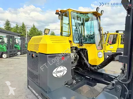 Štvorcestný vysokozdvižný vozík Combilift
