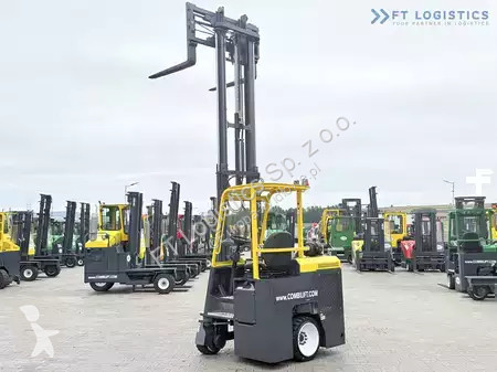 Štvorcestný vysokozdvižný vozík Combilift