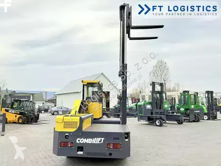 Štvorcestný vysokozdvižný vozík Combilift