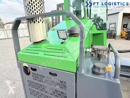 Многопосочен кар Combilift