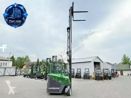 Многоходовой погрузчик Combilift