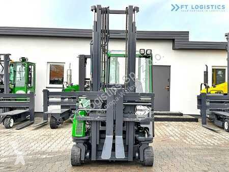 Stivuitor multidirectional Combilift