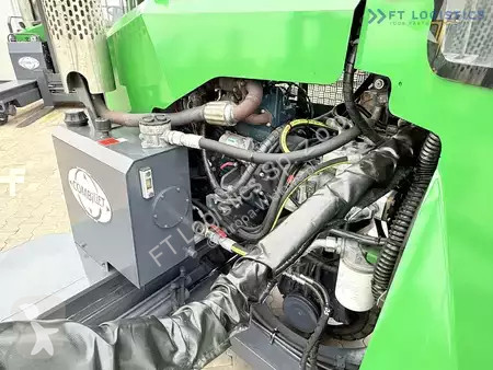 Štvorcestný vysokozdvižný vozík Combilift