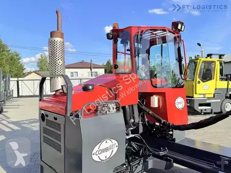 Štvorcestný vysokozdvižný vozík Combilift