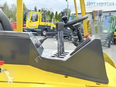 Štvorcestný vysokozdvižný vozík Combilift