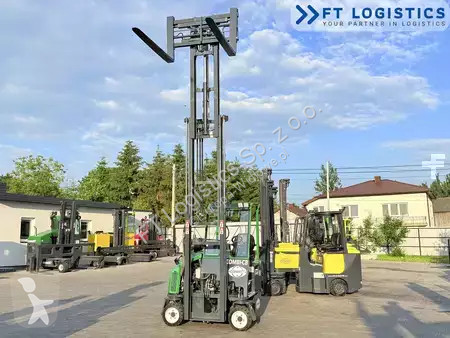 Štvorcestný vysokozdvižný vozík Combilift