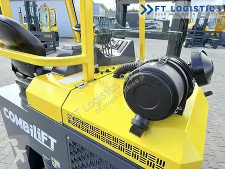 رافعة شوكية متعددة الاتجاهات Combilift