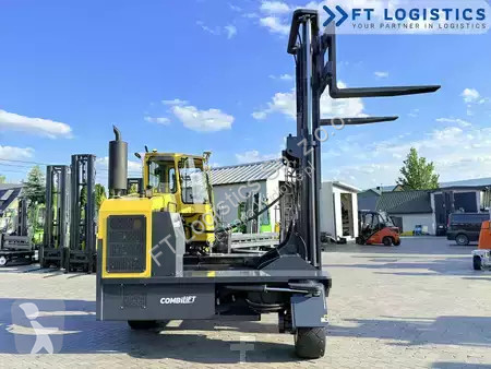 Многоходовой погрузчик Combilift