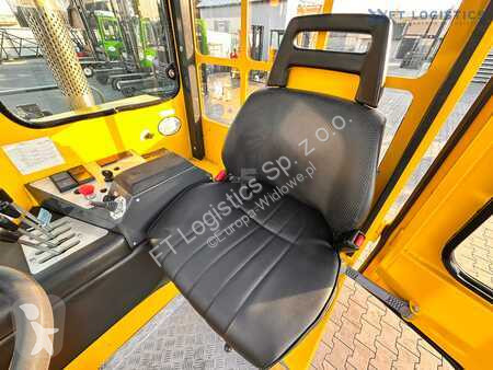 Stivuitor multidirectional Combilift