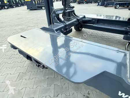 Stivuitor multidirectional Combilift
