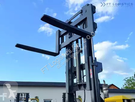 Štvorcestný vysokozdvižný vozík Combilift