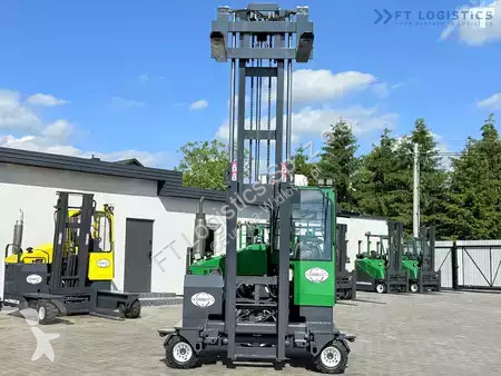Štvorcestný vysokozdvižný vozík Combilift