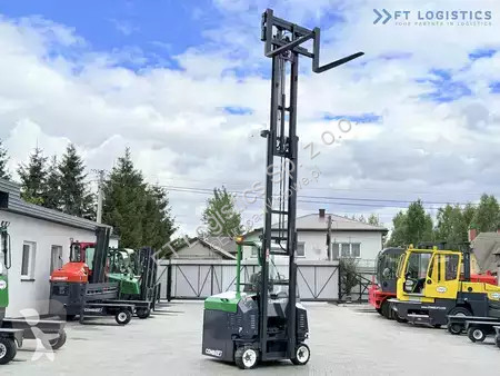Štvorcestný vysokozdvižný vozík Combilift
