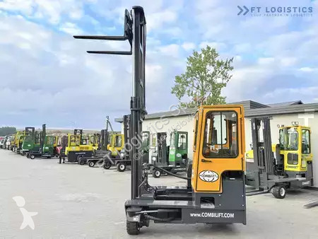 Štvorcestný vysokozdvižný vozík Combilift