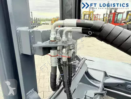 Štvorcestný vysokozdvižný vozík Combilift