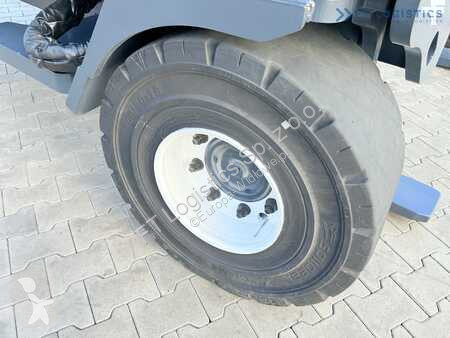 Stivuitor multidirectional Combilift