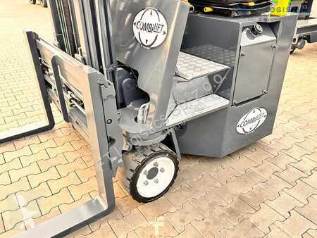 Stivuitor multidirectional Combilift